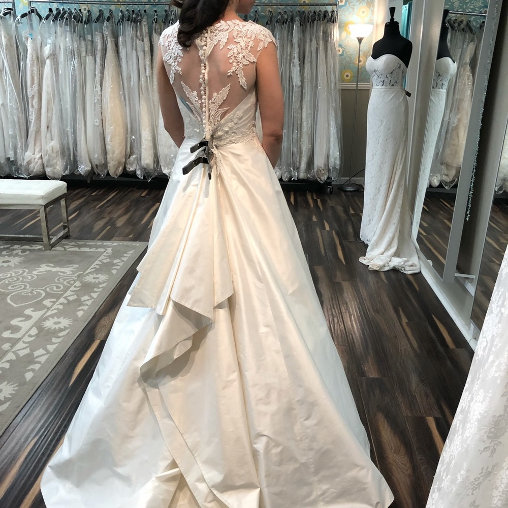 Beautiful Lace Wedding Topper View 2